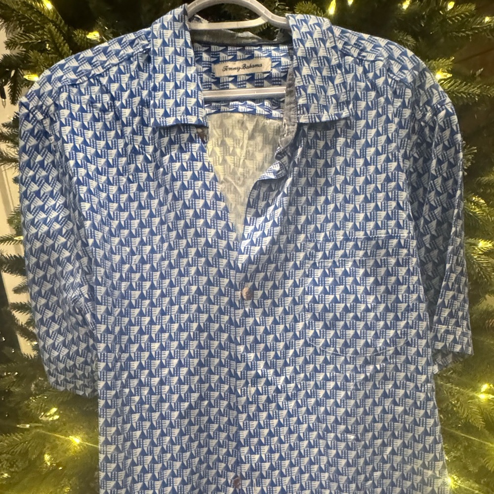 Tommy Bahama - Men’s Short Sleeve Shirt